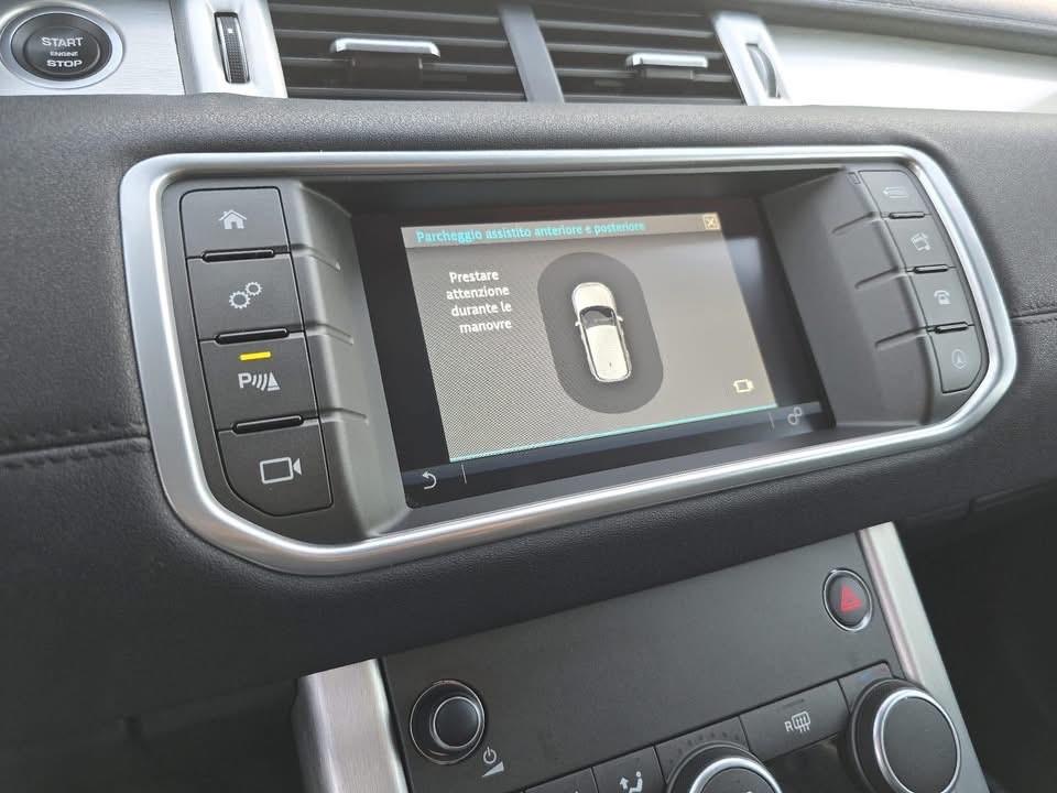 Land Rover Range Rover Evoque Range Rover Evoque 2.0 eD4 5p. Urban Attitude Edition