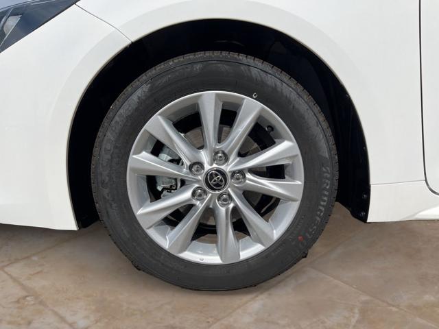 TOYOTA Corolla Active 1.8 Hybrid Touring Sports