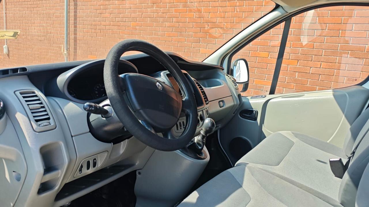 Renault Trafic T27 2.0 dCi/115 PC-TN Furgone DPF L1H1