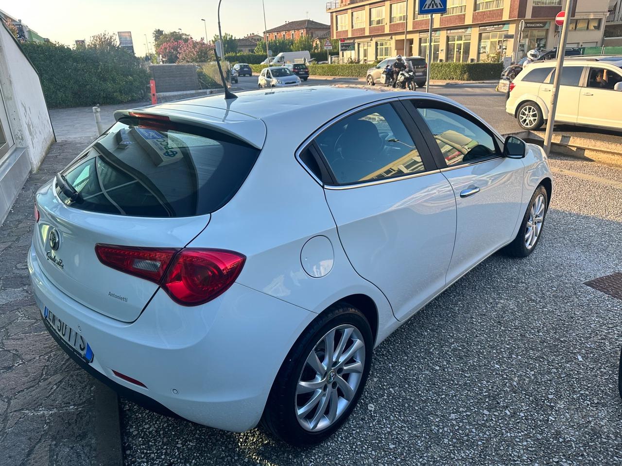 Alfa Romeo Giulietta 1.4 Turbo 120 CV GPL Distinctive
