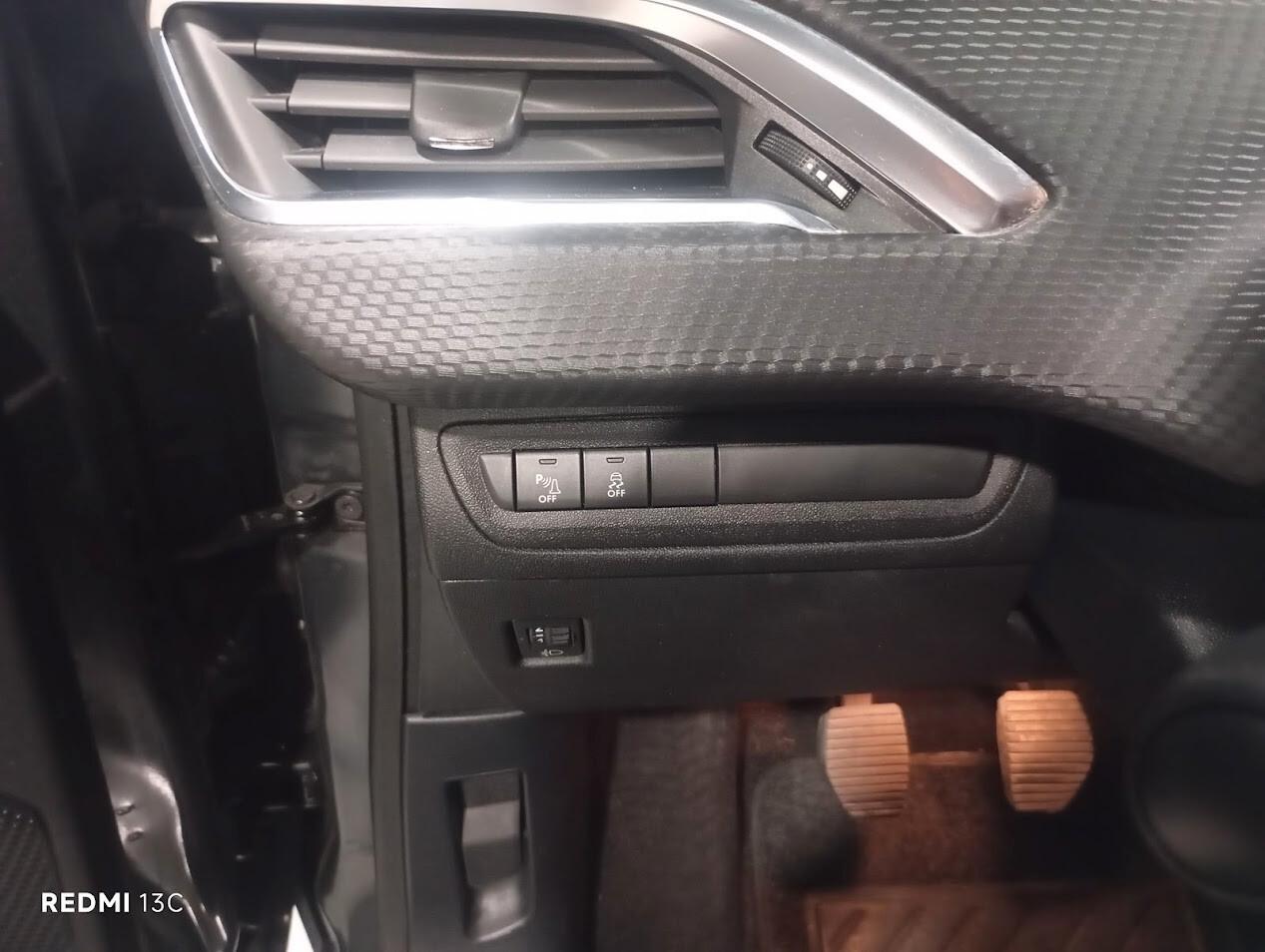 PEUGEOT 208 DEL 2016 1200 BENZINA 30.000 KM