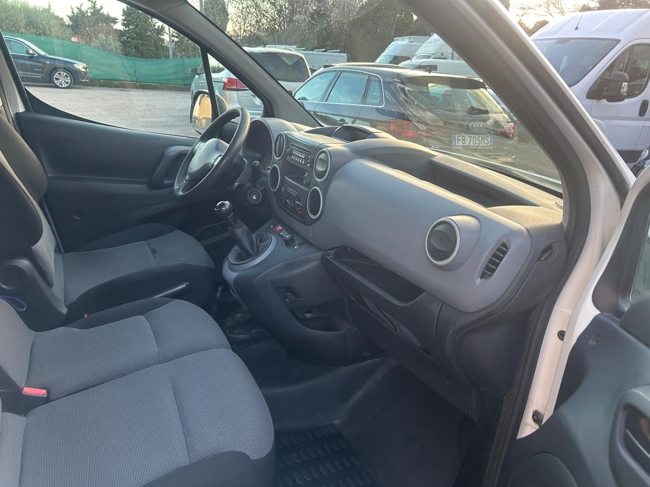 Peugeot Partner BlueHDi 3 Posti Euro6