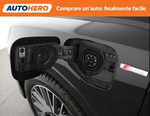 AUDI Q3 45 TFSI e S tronic S line edition