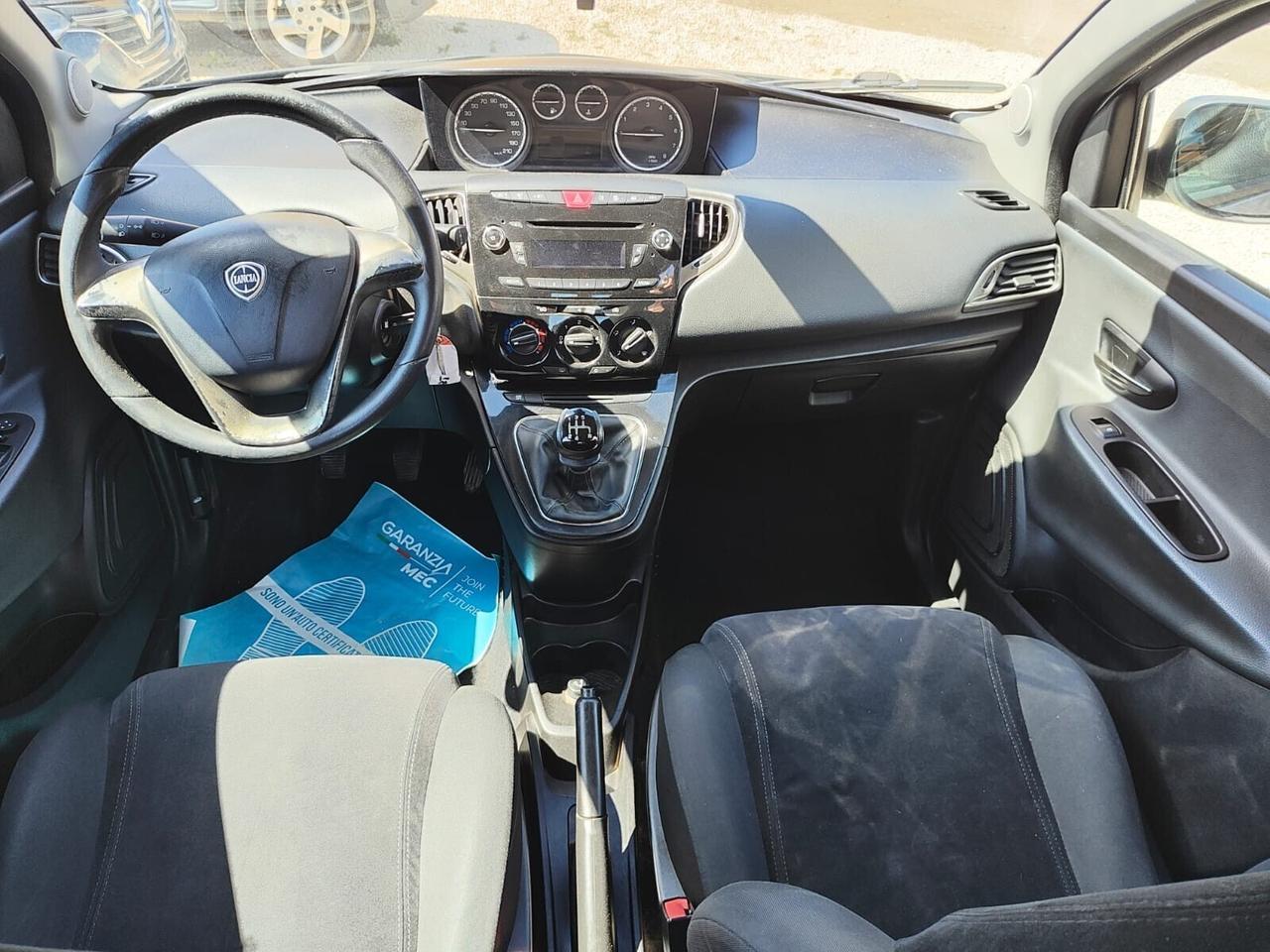 Lancia Ypsilon 1.2 69 CV 5 porte S&S Gold
