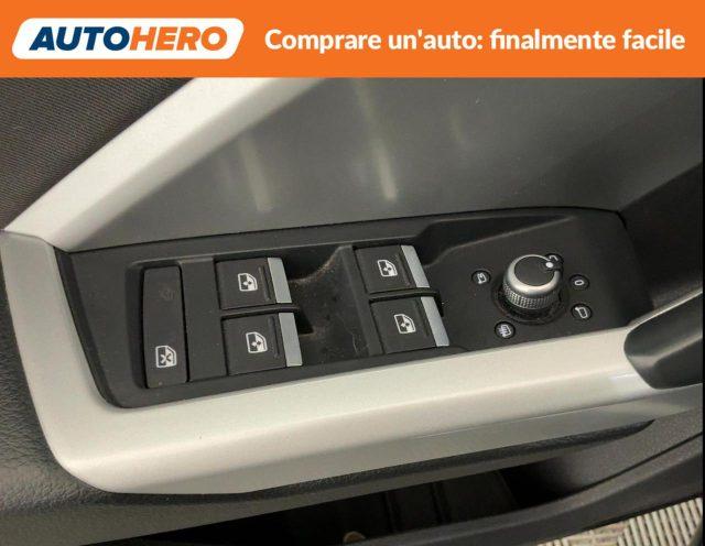 AUDI Q3 35 TFSI Business Advanced