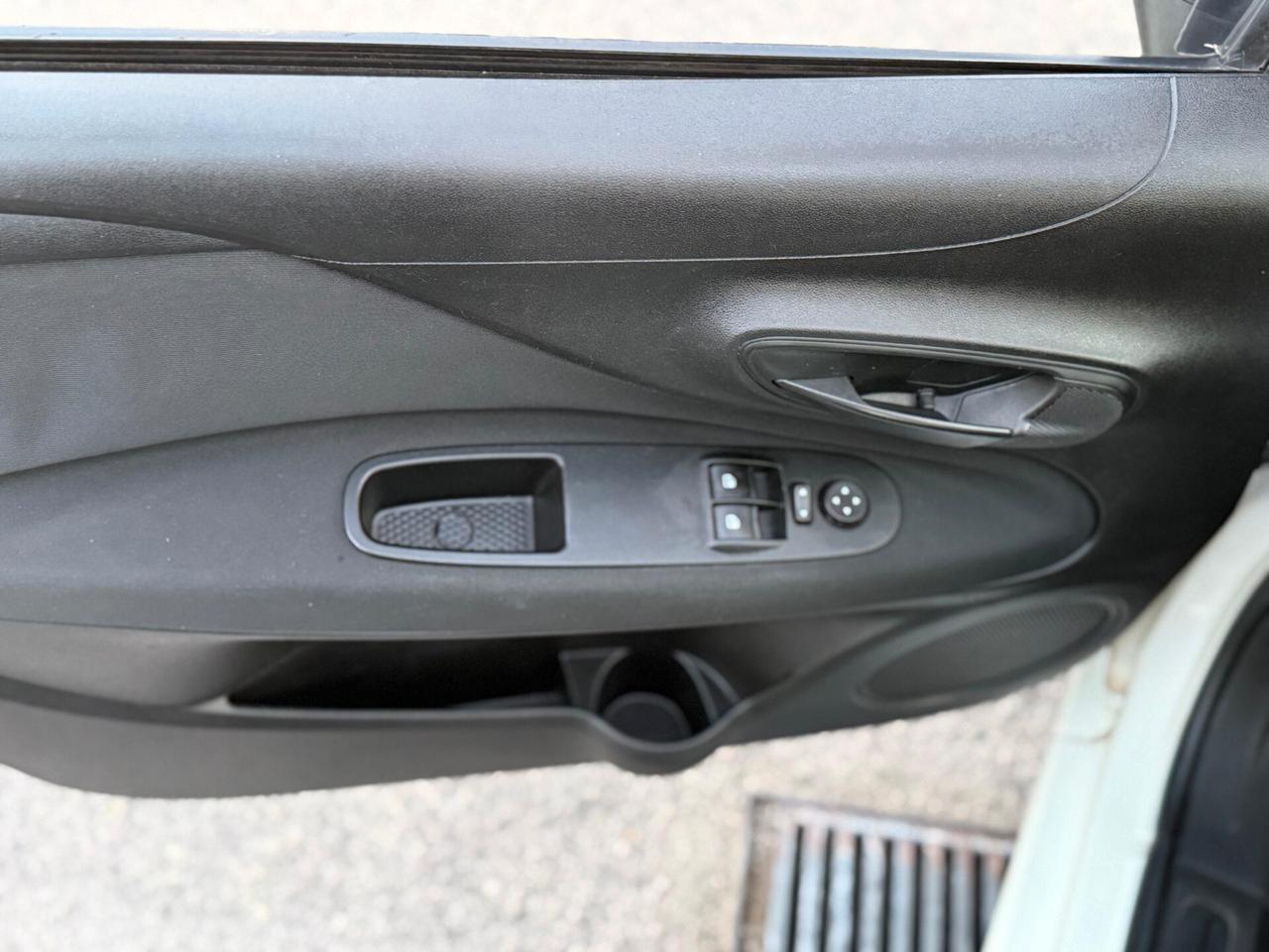 Fiat Punto 1.3 MJT II S&S 95 CV 5 porte Street