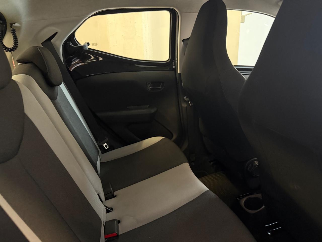 Toyota Aygo 1.0 VVT-i 72 CV 5 porte x-trend