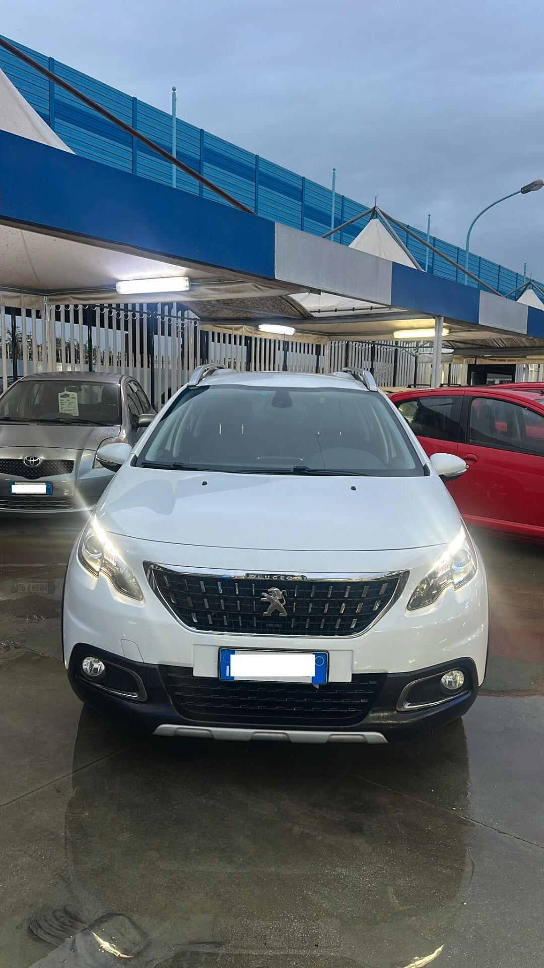 PEUGEOT 2008 1,6 DIESEL FULL OPTIONAL