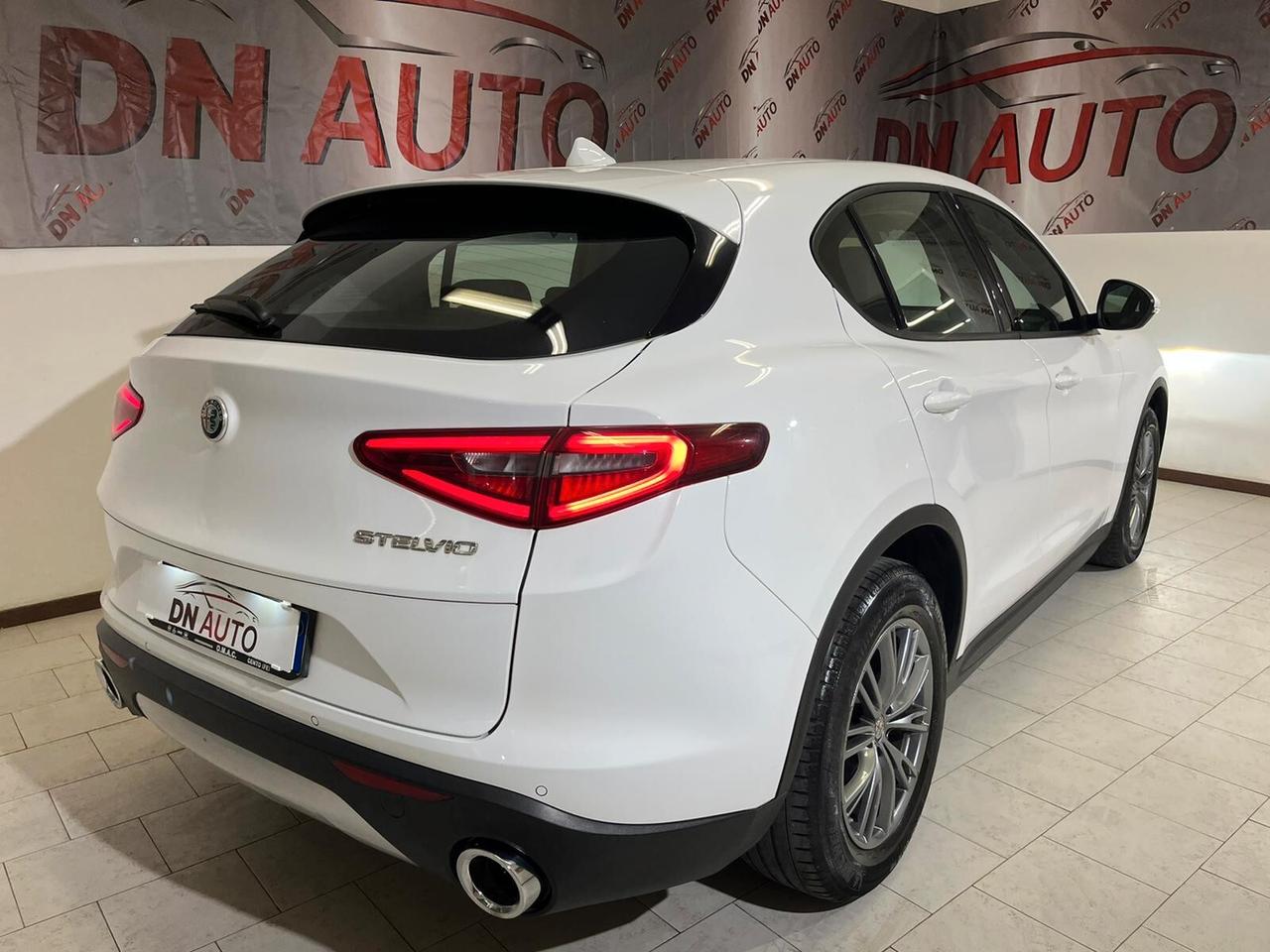 Alfa Romeo Stelvio 2.2 Turbodiesel 180 CV AT8 Q4 Executive