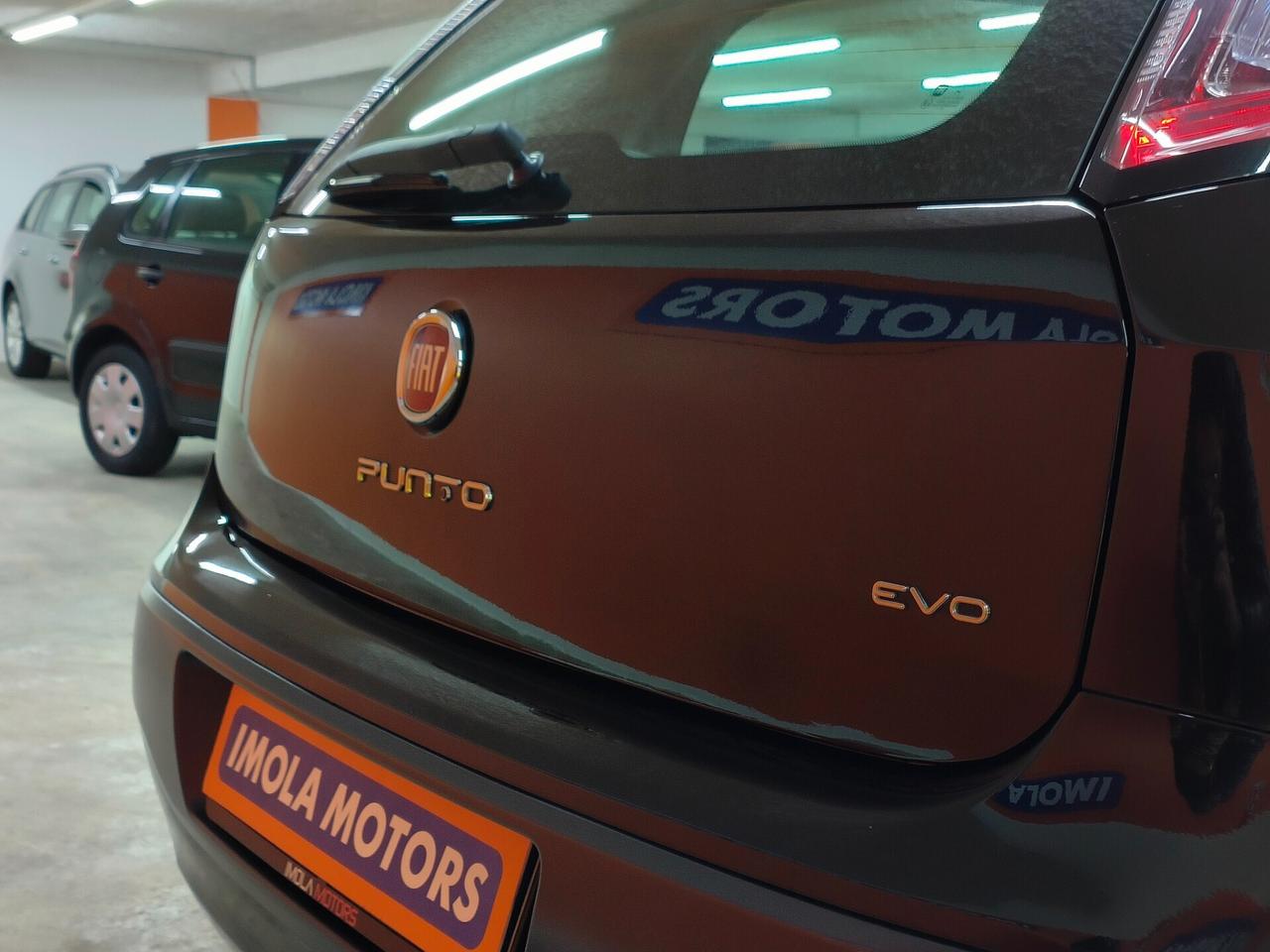 Fiat Punto Evo 1.4 5 porte Dynamic NUOVA!