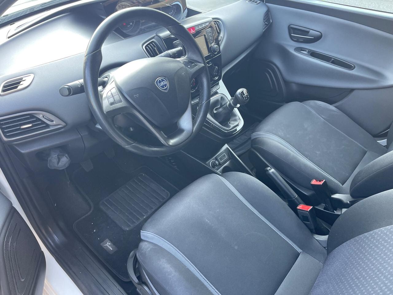 Lancia Ypsilon 1.2 69 CV 5 porte GPL Ecochic Gold