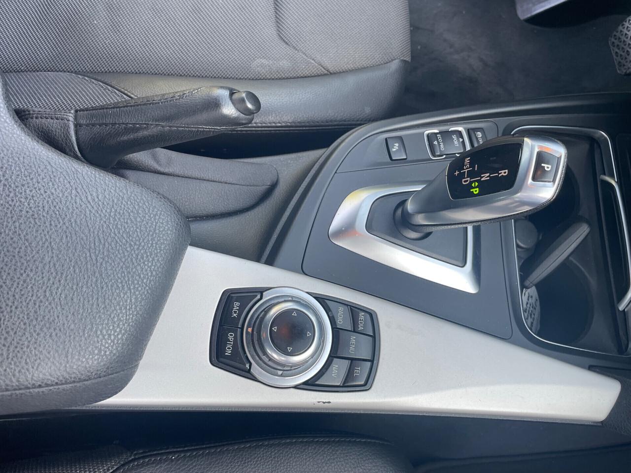 Bmw 318 318i Business Automatik*Neopatentati*Navi*