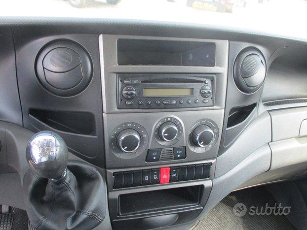 Iveco Daily 35S15 2.3 150CV EURO 5 FURGONE+ PEDANA