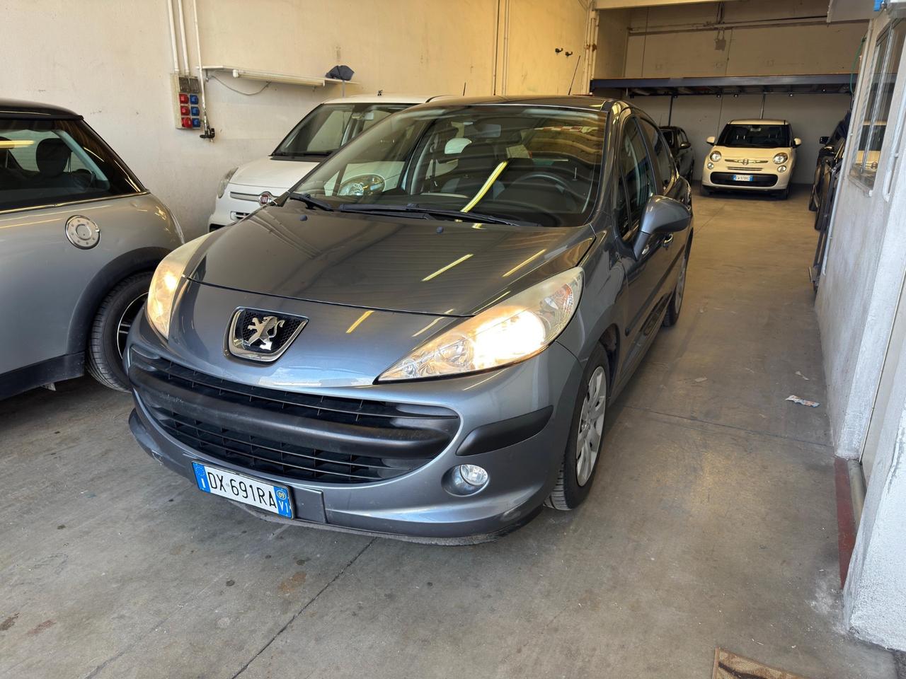 Peugeot 207 1.4 8V 75CV 5p. Energie Sport ECO GPL