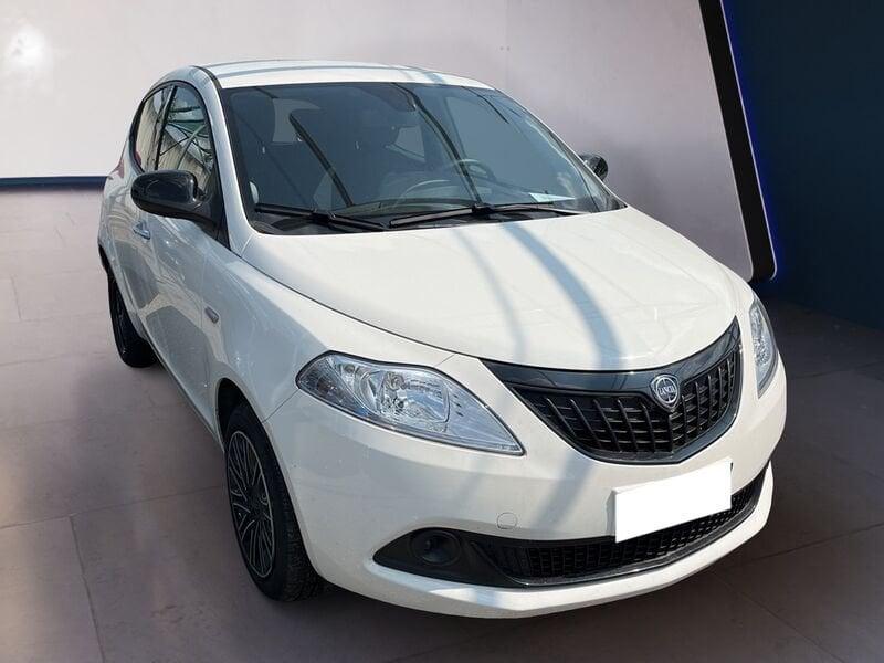 Lancia Ypsilon NUOVA My24 402 Oro 1.0