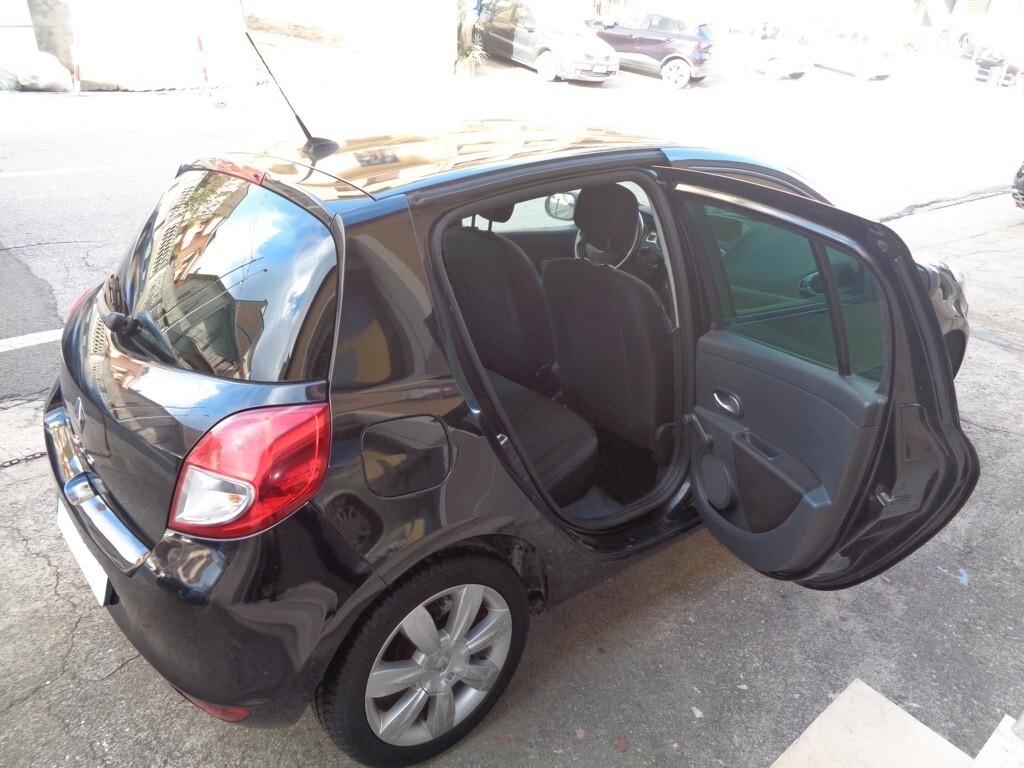 Renault Clio 1.2 75CV 5 Porte Live (Neopatentati)