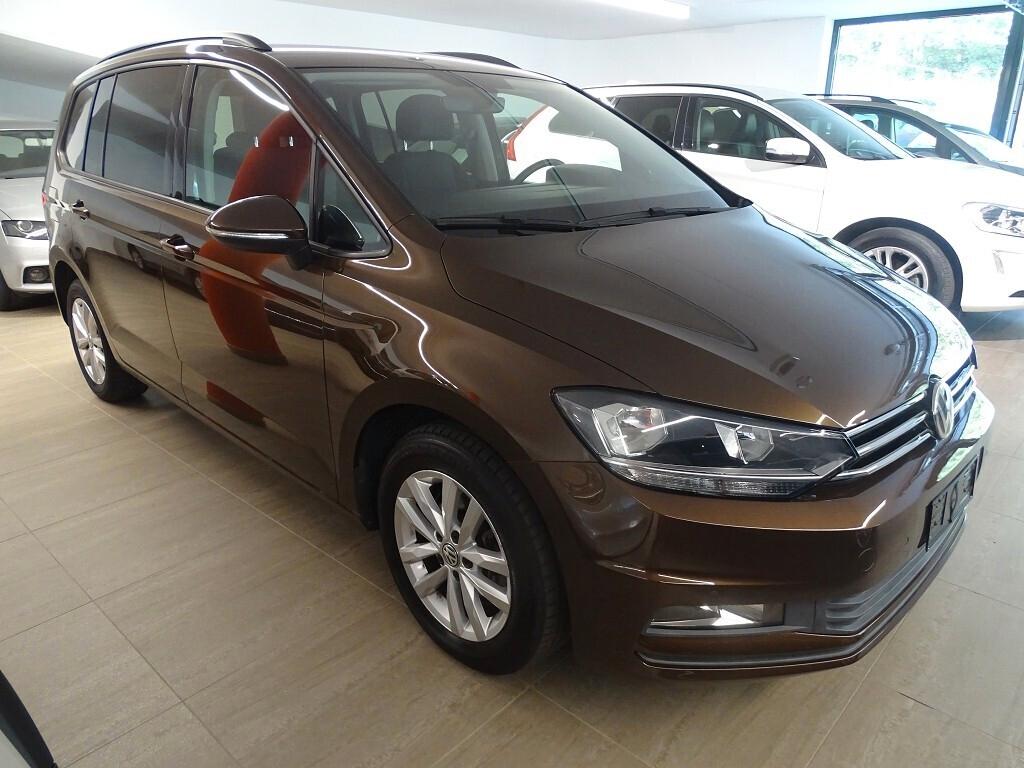 VW Touran TDI 7 posti PDC Navi Euro 6