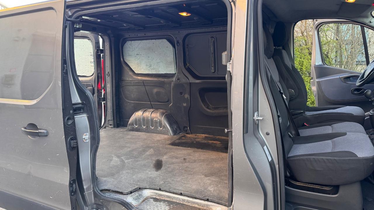 Opel Vivaro 27 1.6Bi Turbo 140CV EcoFLEX PC-TN Furgone