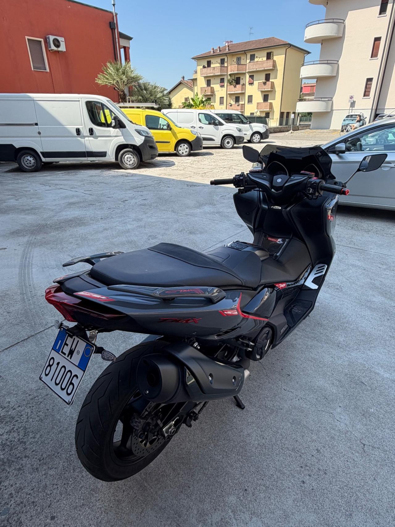 Yamaha T Max 560 Tech