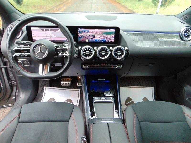 MERCEDES GLA (H247) GLA 180 Automatic ...