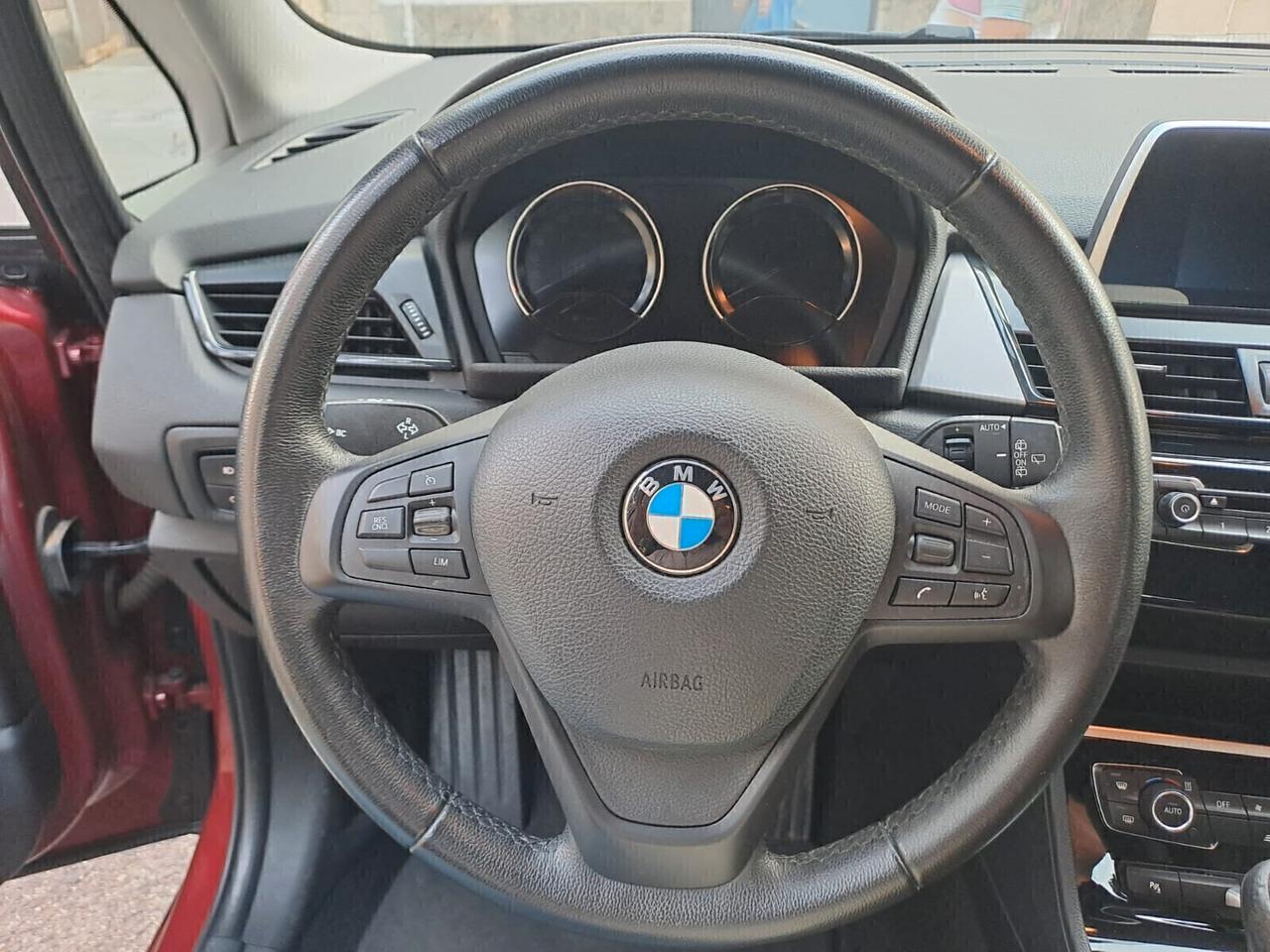 Bmw 216d 2020 garantita