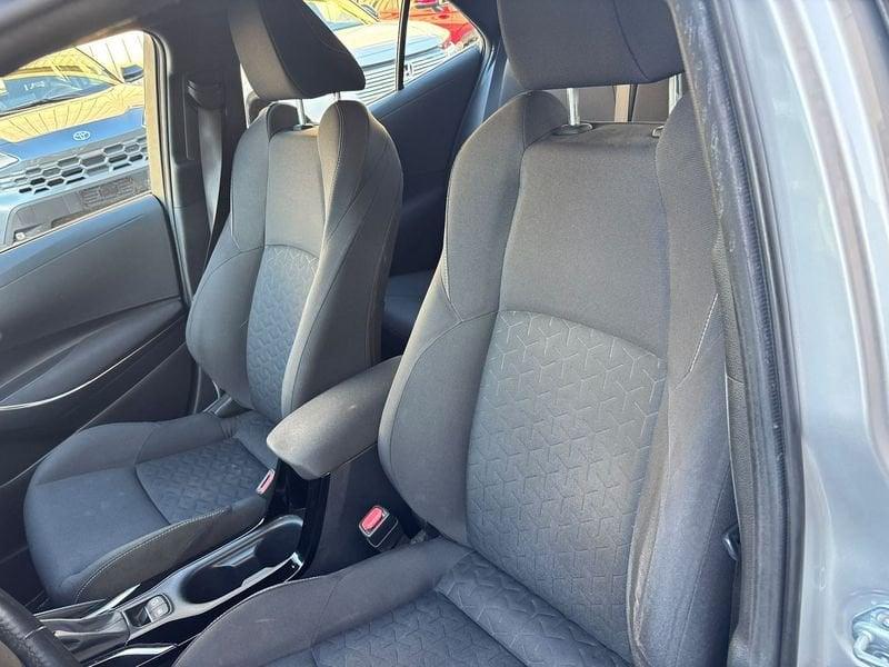 Toyota Corolla 1.8 Hybrid Active