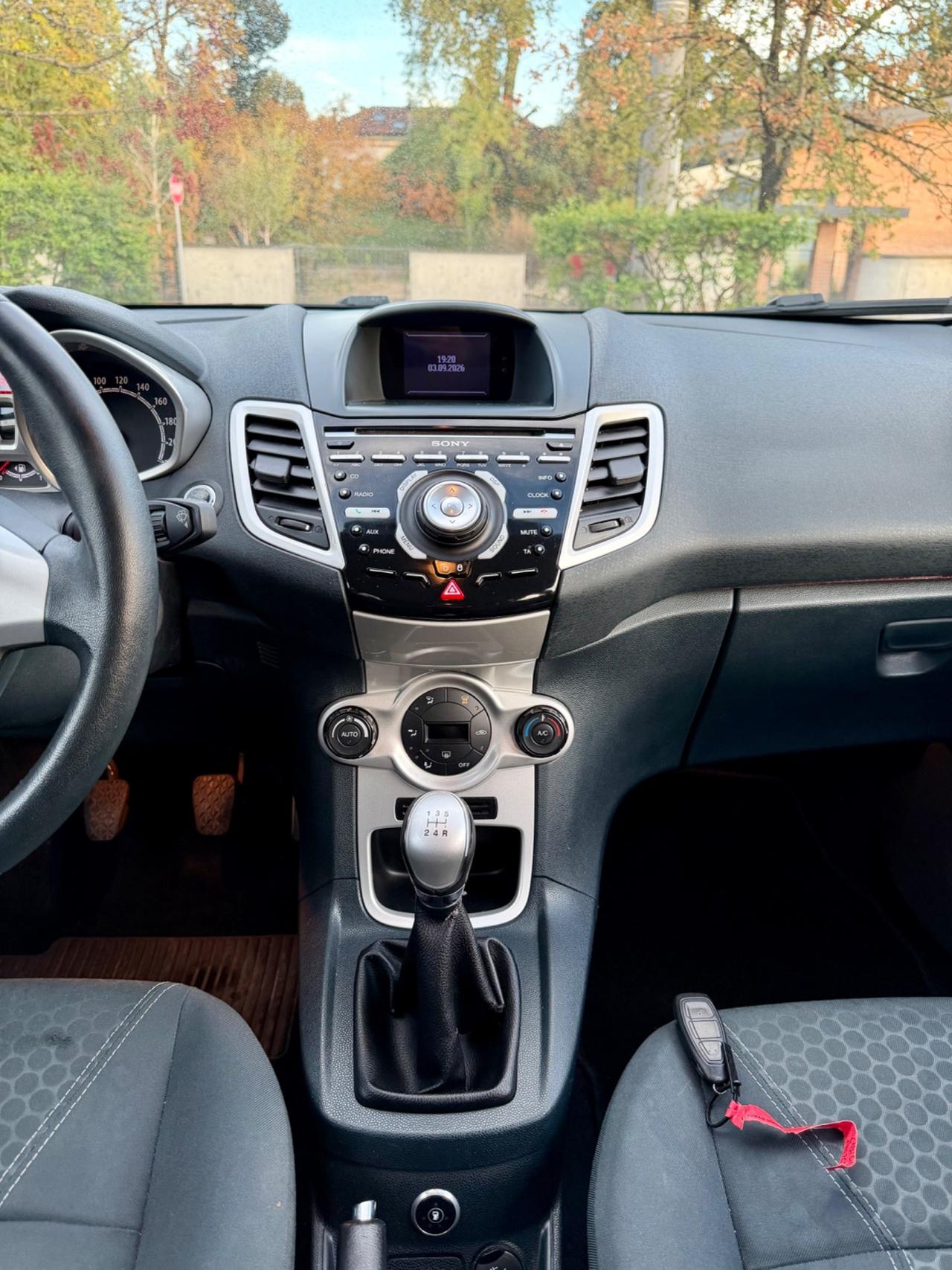 Ford Fiesta 1.4 5 porte Bz.- GPL Titanium