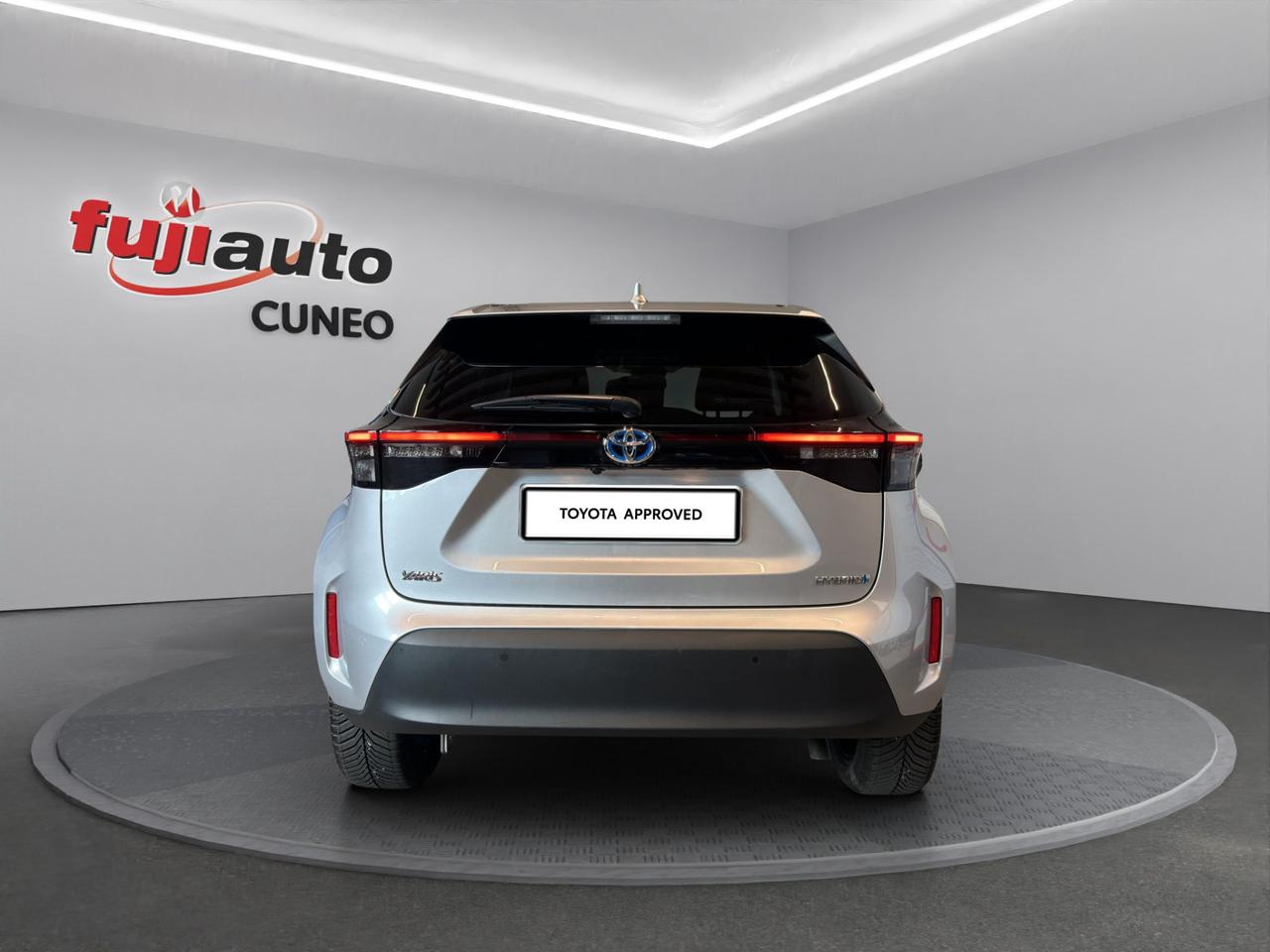 Toyota Yaris Cross 1.5h Lounge fwd 116cv e-cvt