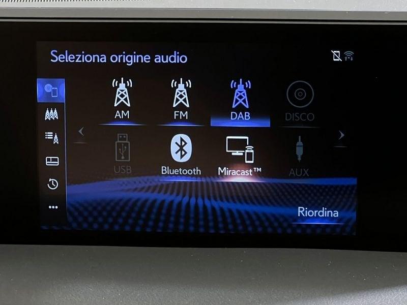 Lexus UX Hybrid Premium