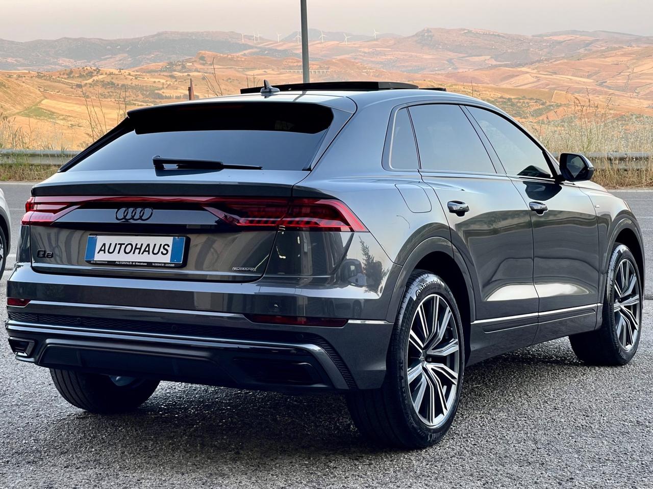 Audi Q8 50 TDI 286 CV Quattro S-Line IVA ESPOSTA