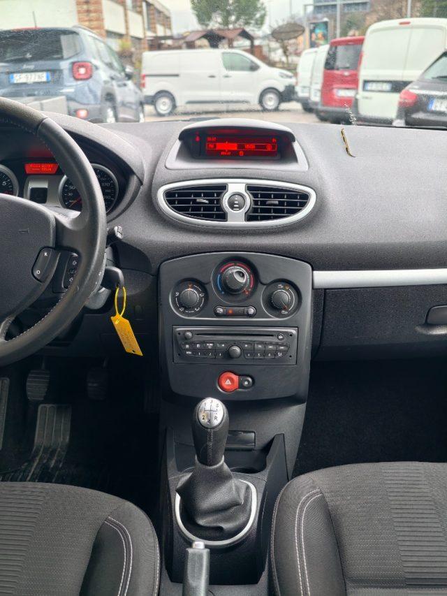 RENAULT Clio 1.2 16V 5 porte Dynamique