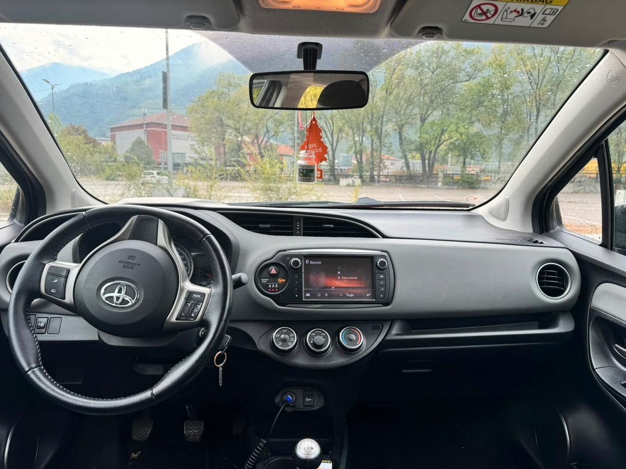Toyota Yaris 1.0 5 porte