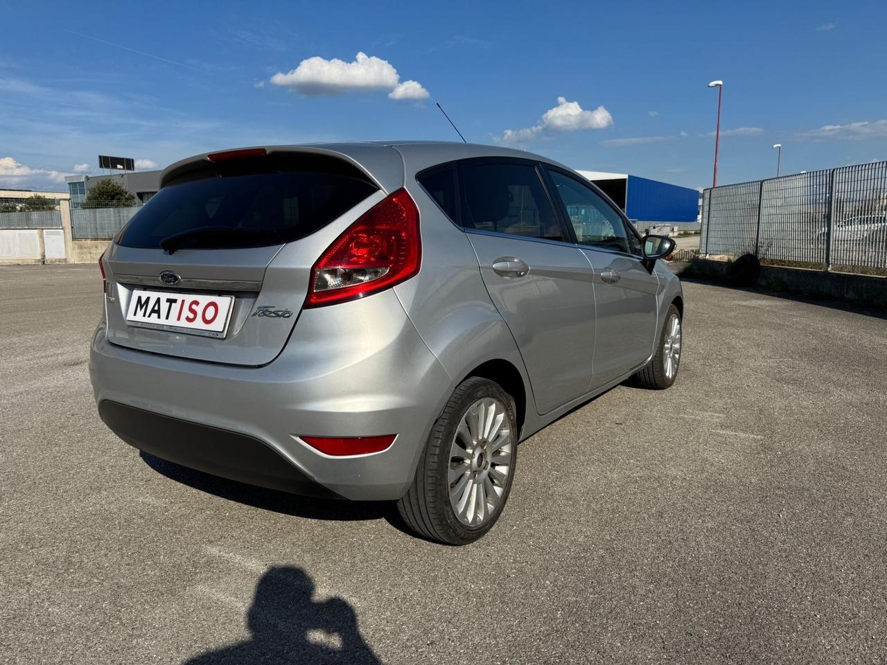 Ford Fiesta 1.4 TDCi Titanium. Garanzia 12 mesi