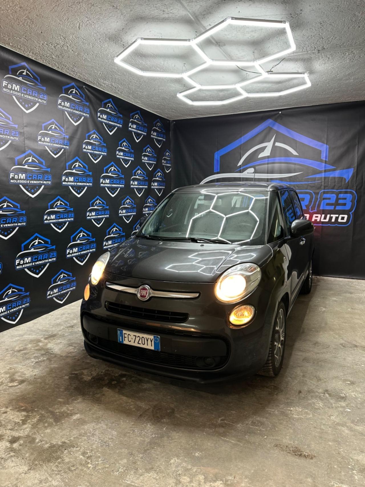 Fiat 500L automatica neopatentato garanzia