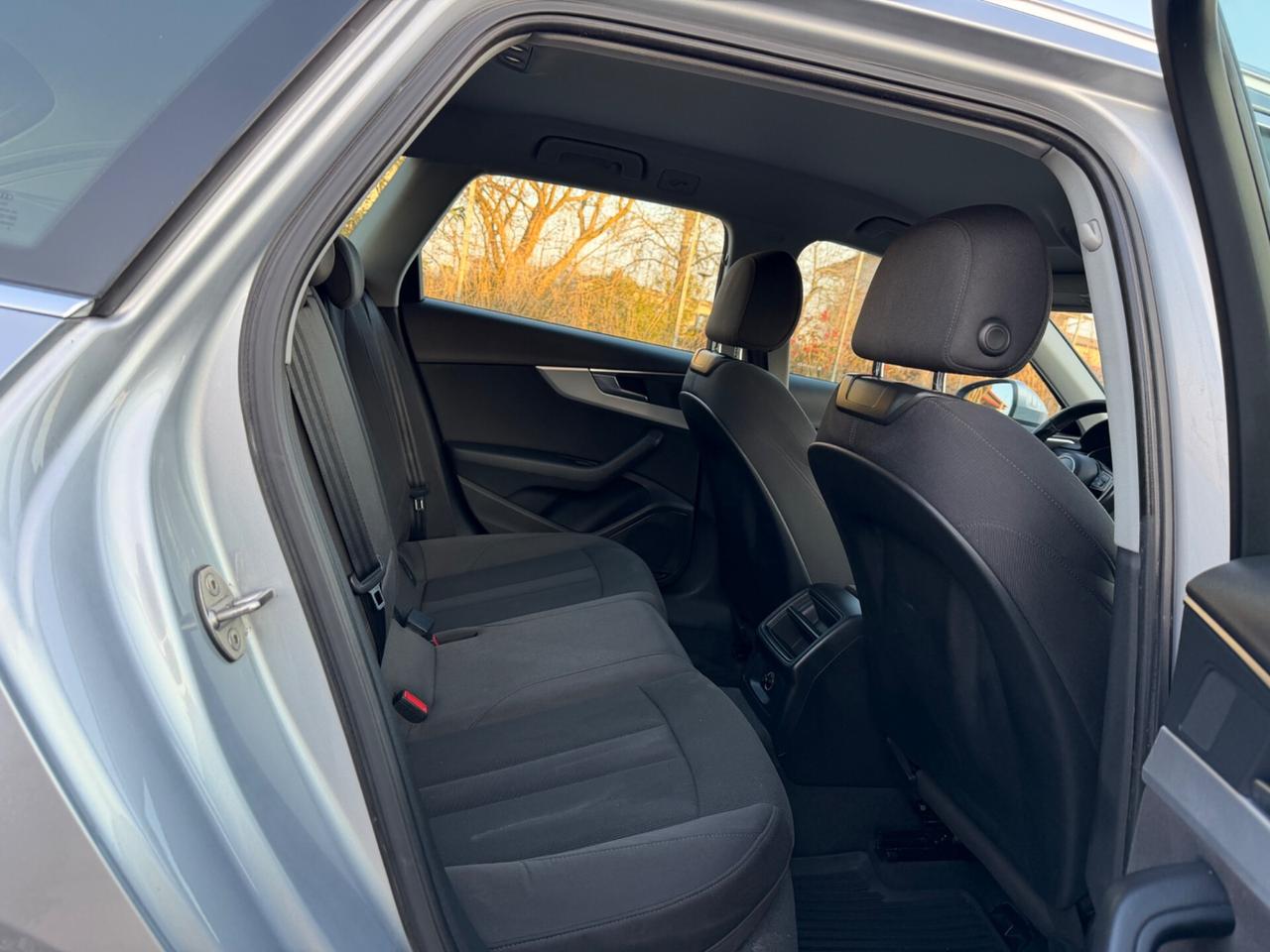 Audi A4 2.0 TDI 150 CV S tronic Sport