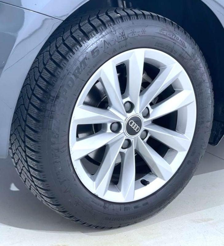 Audi A3 Sportback 30 g-tron S tronic Business