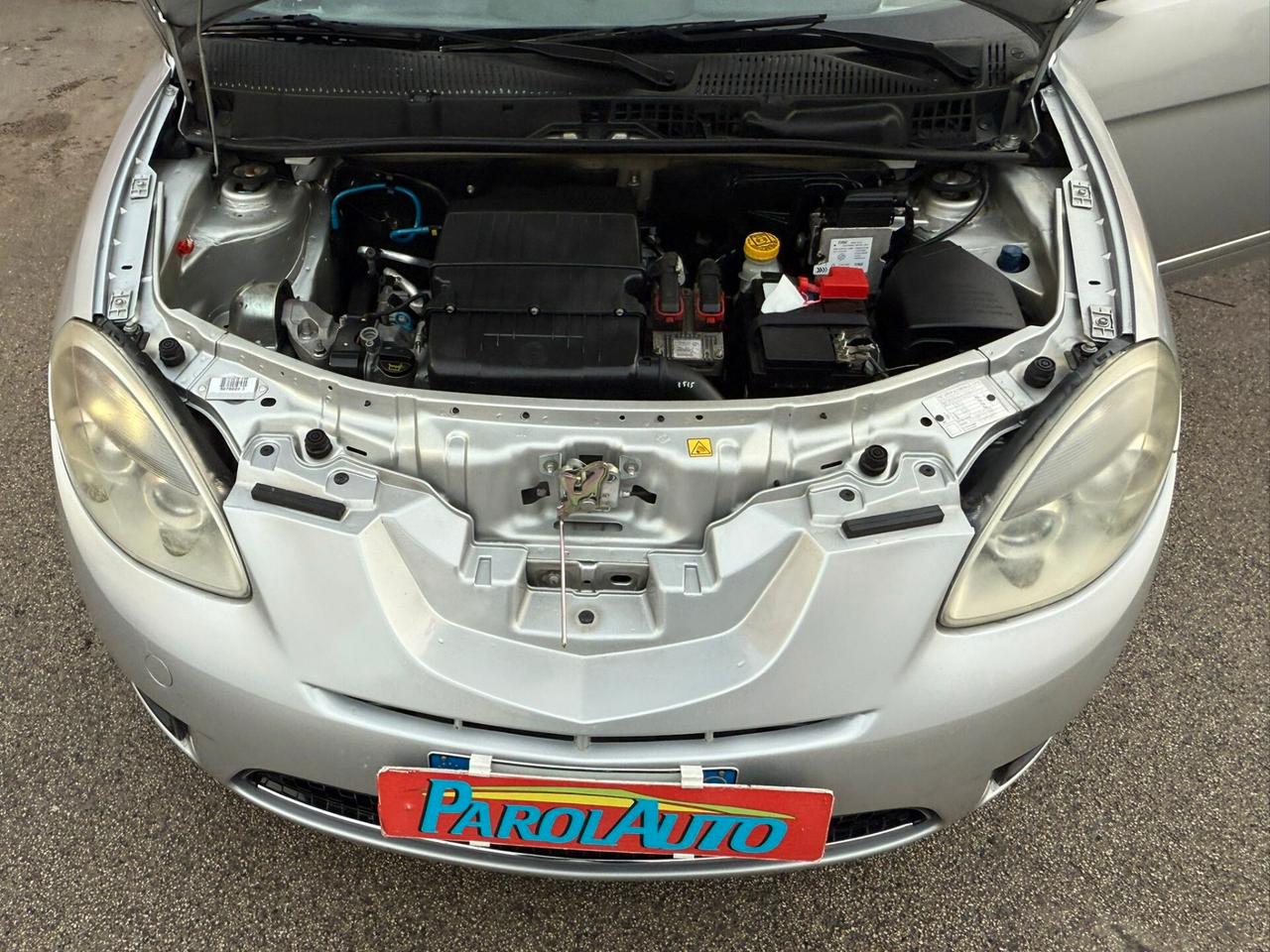 Lancia Ypsilon 1.2 69cv Unyca - 2012