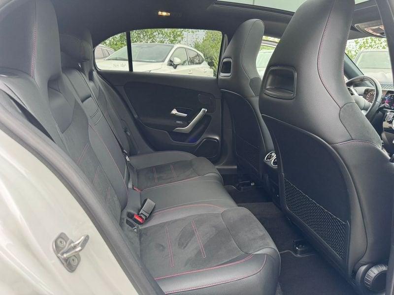 Mercedes-Benz Classe A A 180 d Automatic Premium Plus Night Edition