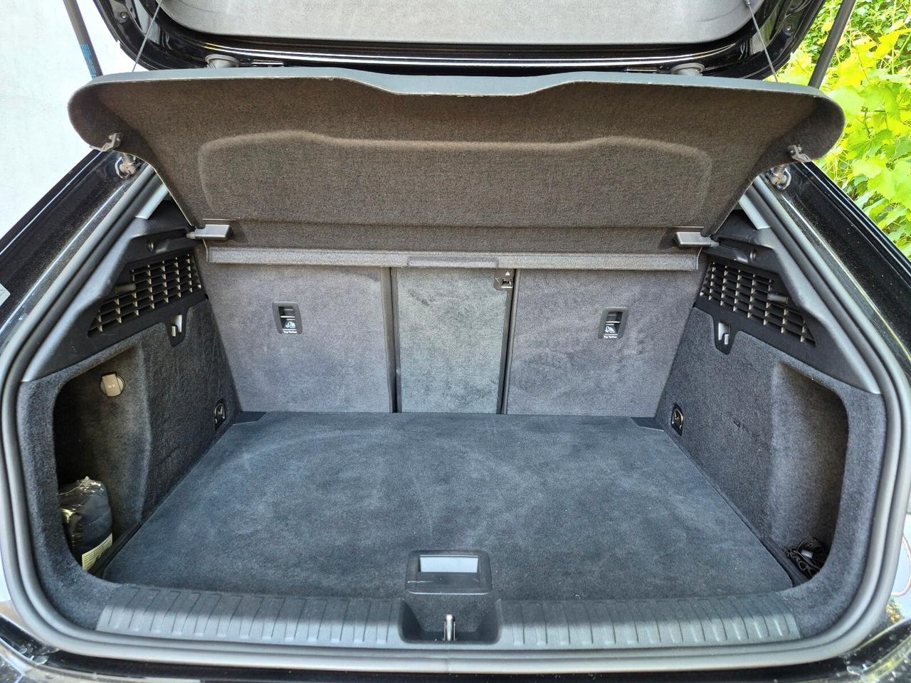 Audi A3 Sportback 30 TFSI Business Advanced