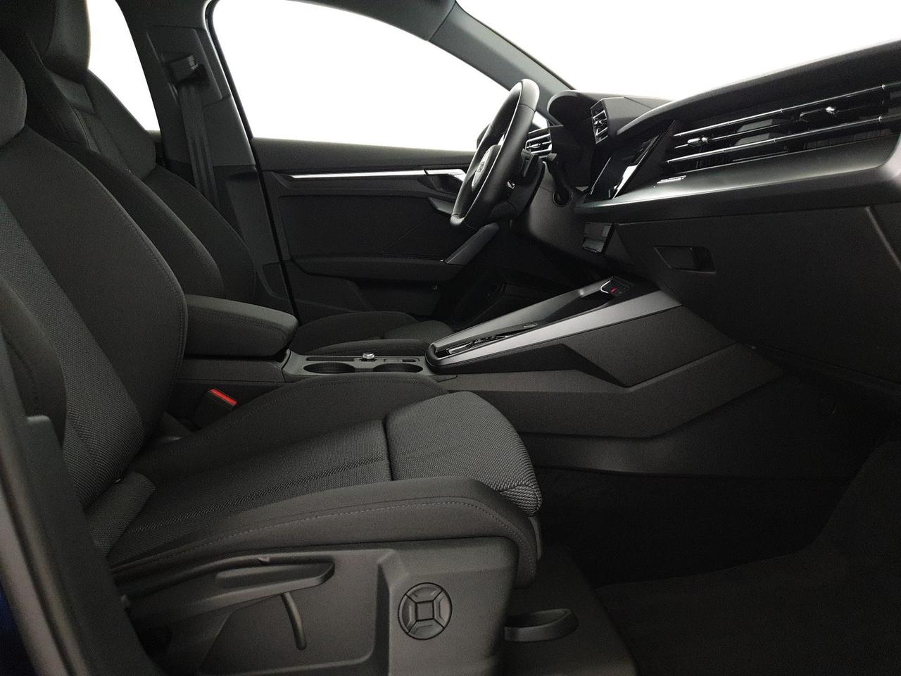 Sportback 30TFSI 116CV S tronic Business Advanced