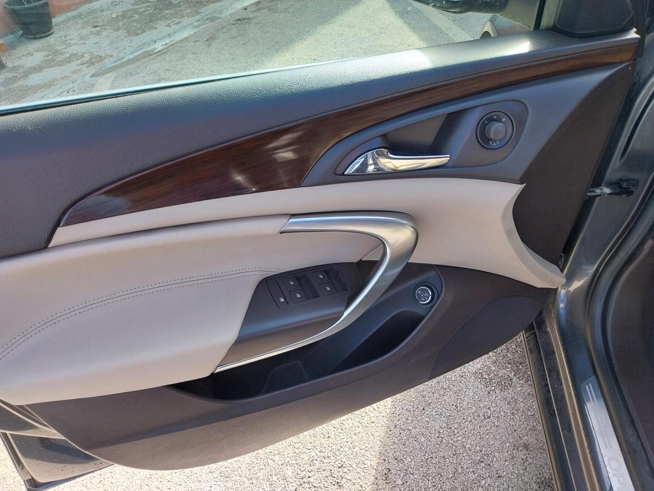 Opel Insignia 2.0 CDTI Sports Tourer Cosmo