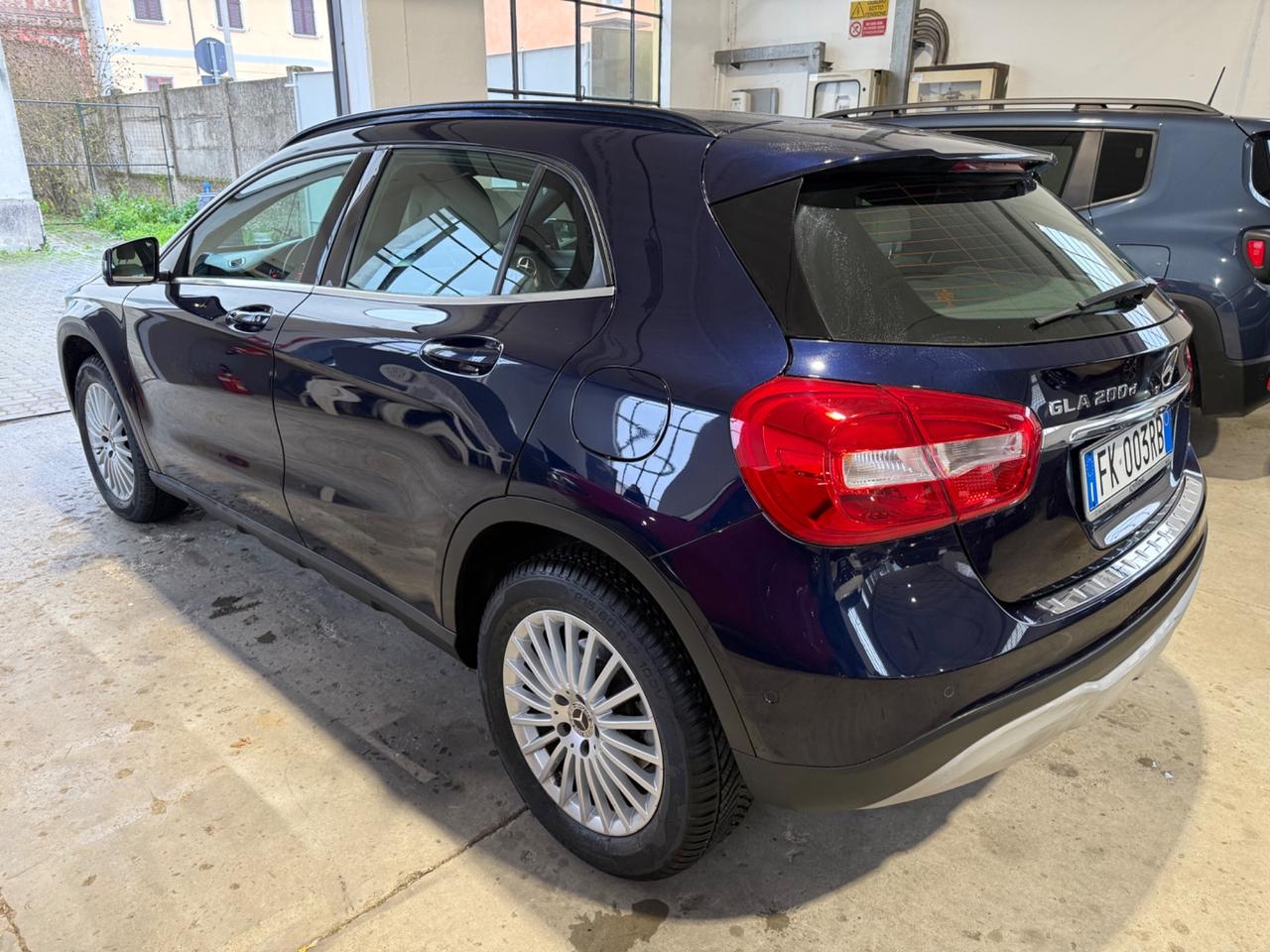 Mercedes-benz GLA 200 d Automatic Sport