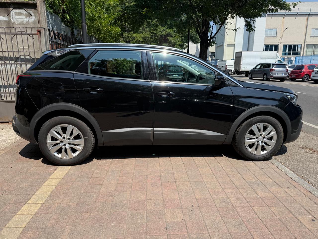 Peugeot 3008 BlueHDi 130 S&S Business
