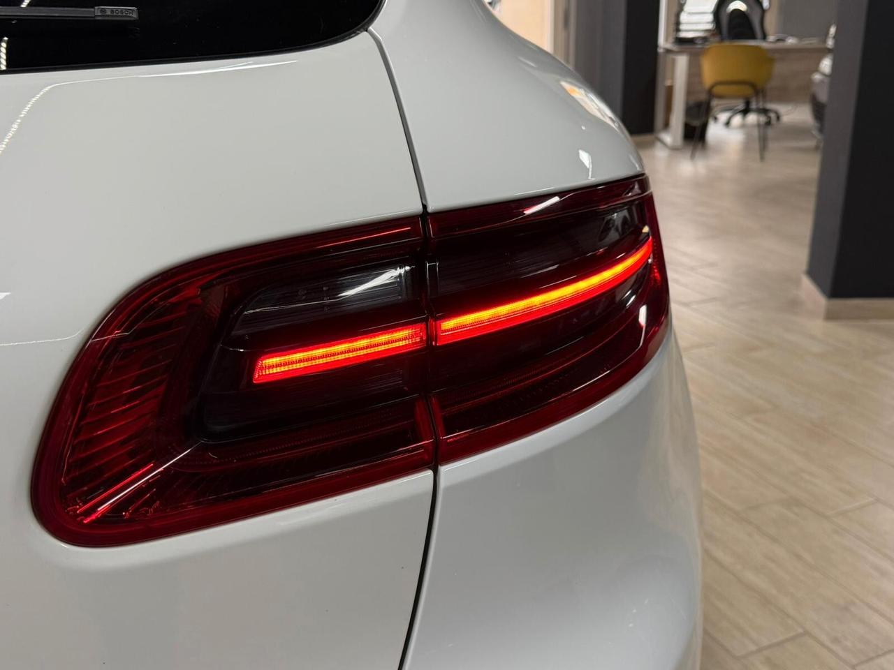 Porsche Macan 3.0 S Diesel 250CV Tettuccio apribile NO SUPERBOLLO