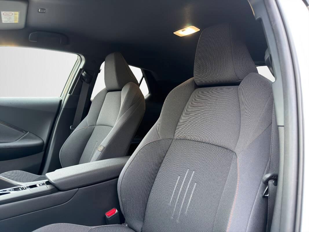 Toyota C-HR 1.8 hev Trend fwd e-cvt