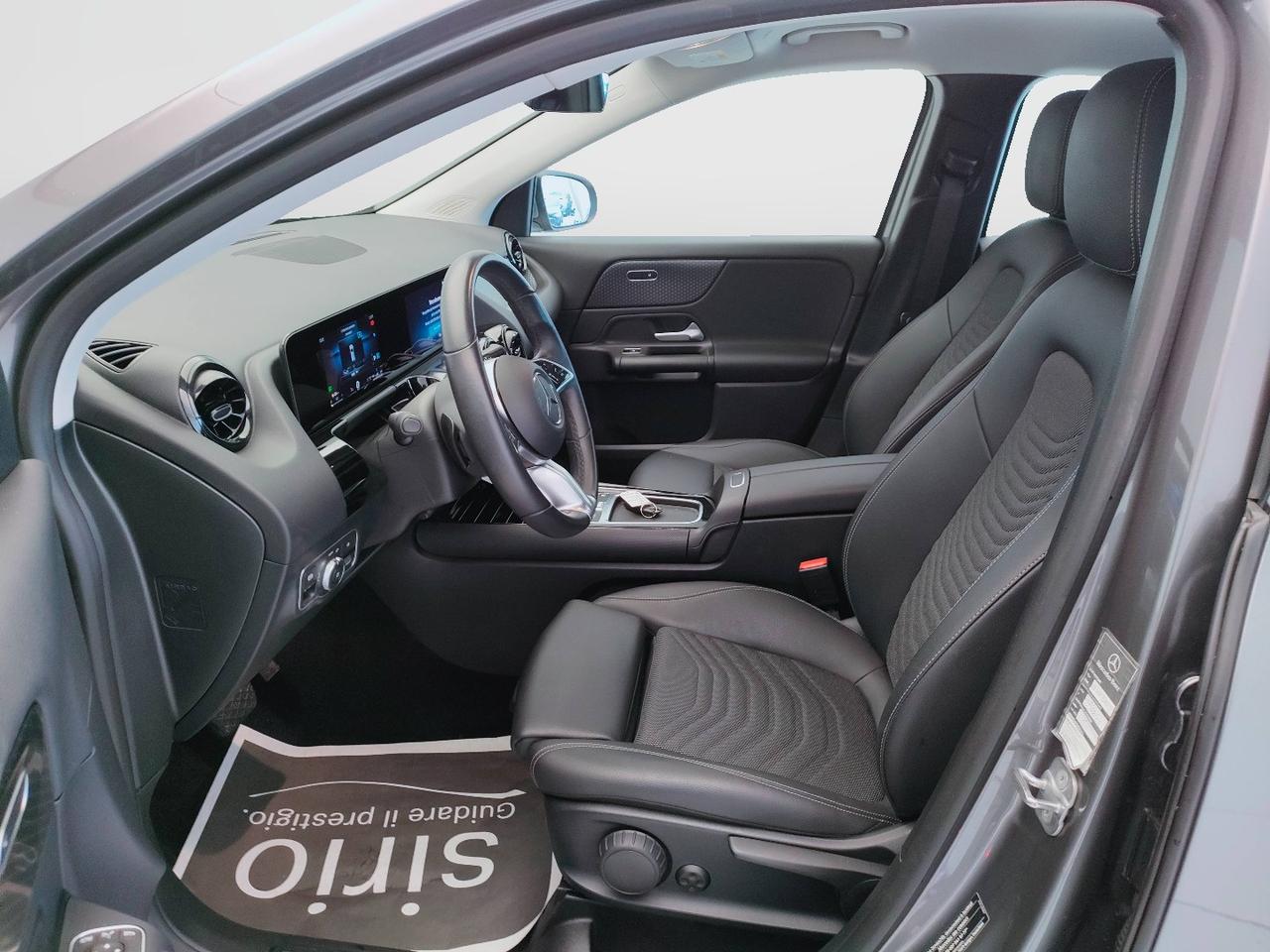 Mercedes-Benz GLA-H247 2023 - GLA 180 d Advanced auto