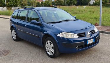 Renault Megane Mégane 1.6 16V 5 porte GPL Luxe Dynamique