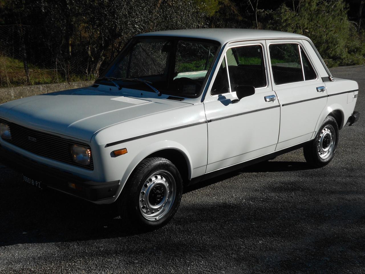 FIAT 128A(NUOVA:55.000km)1propr.1898,PELLE-1976