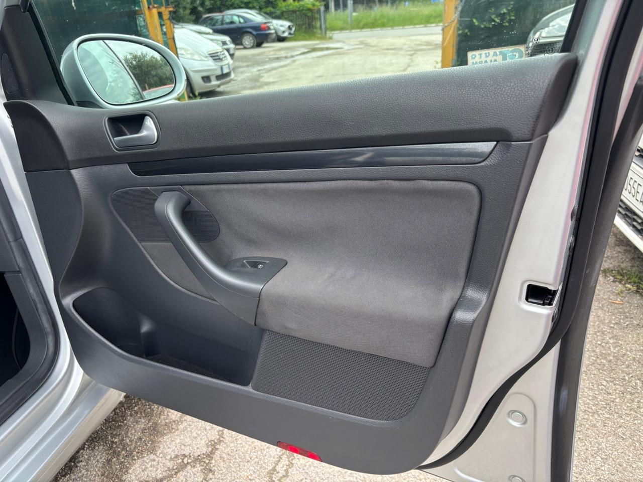 Volkswagen Golf 1.4 TSI 5p. DSG Comfortline