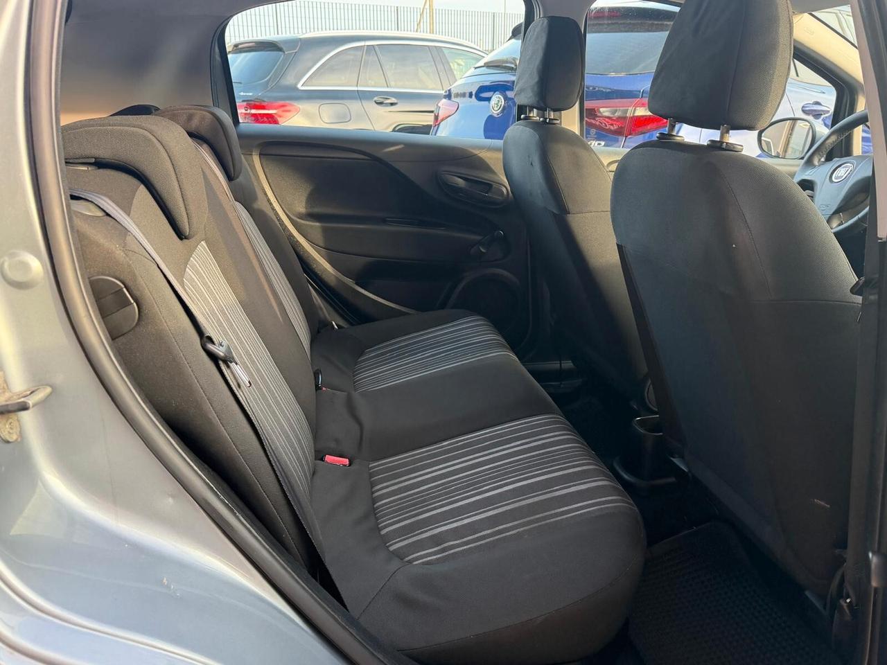 FIAT PUNTO EVO 1.2 70CV 51KW OK NEOPATENTATI ANNO 2012